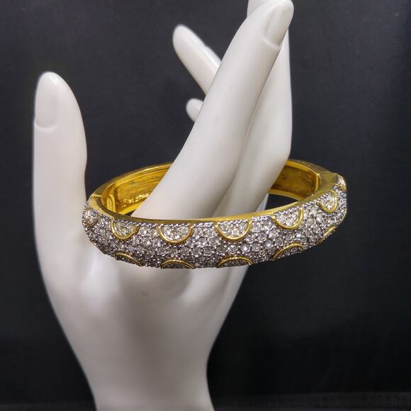 Vtg. Premier Designs Rhinestone Hinged Bracelet, Magnetic Clasp, 1980s, 7 1/2 In - Picture 2 of 10